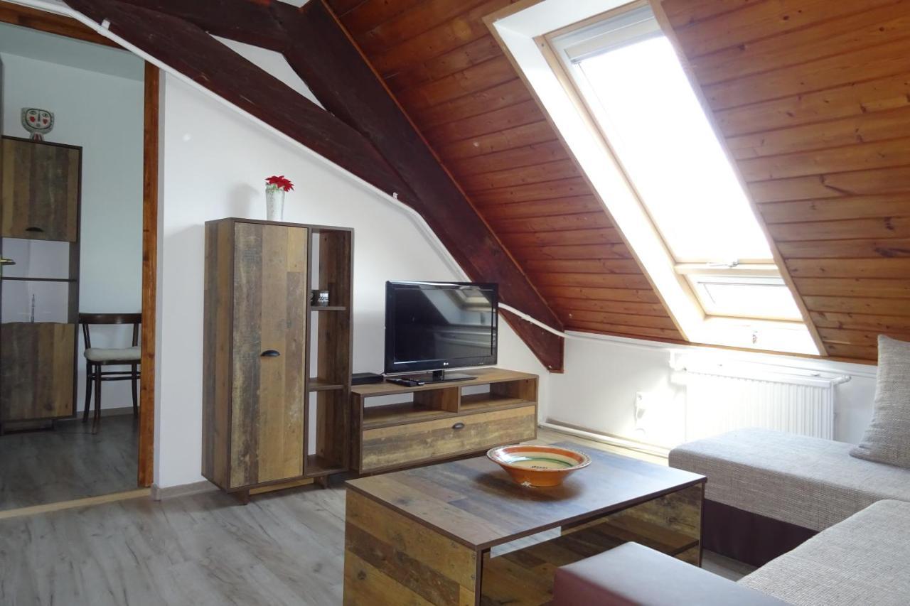 Magdalena Apartman Эгер Экстерьер фото